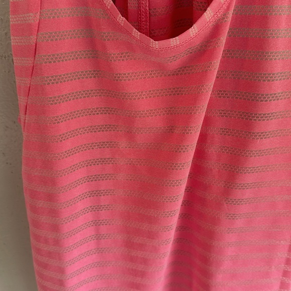 NWT Zyia pink split back tank - Picture 3 of 7